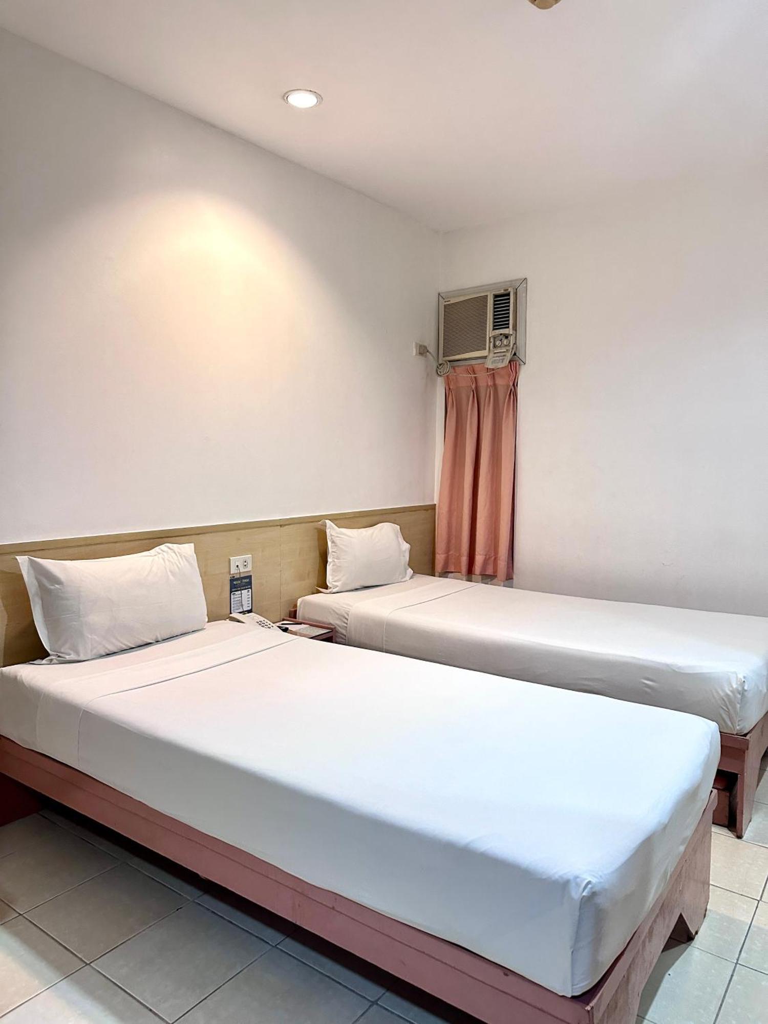 Hotel Pier Cuatro Cebu Exteriér fotografie